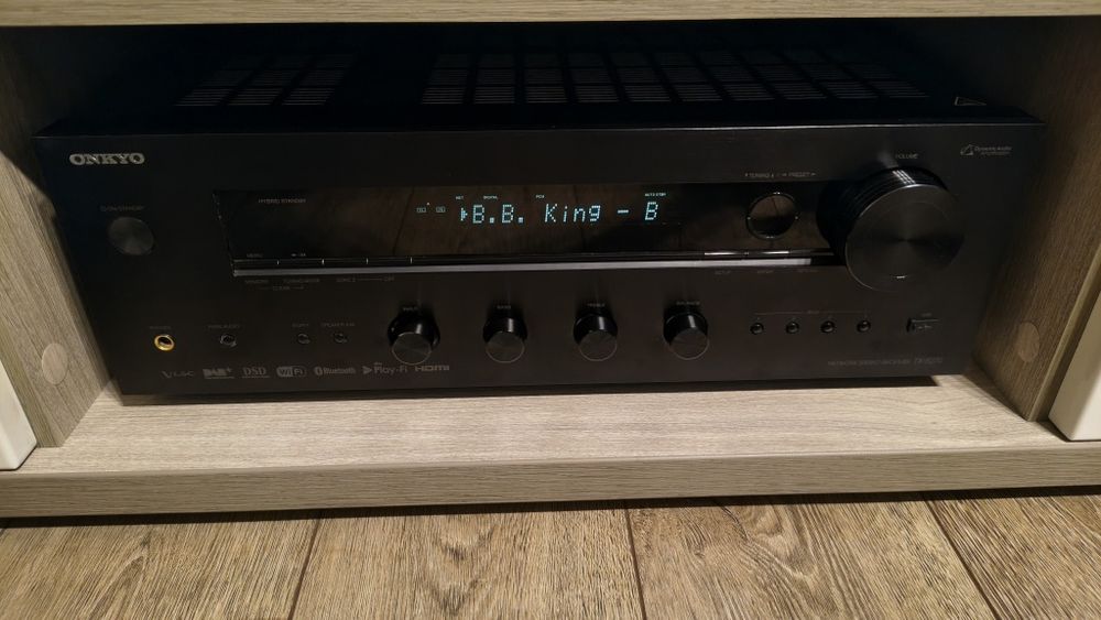 Amplituner sieciowy Onkyo tx-8270
