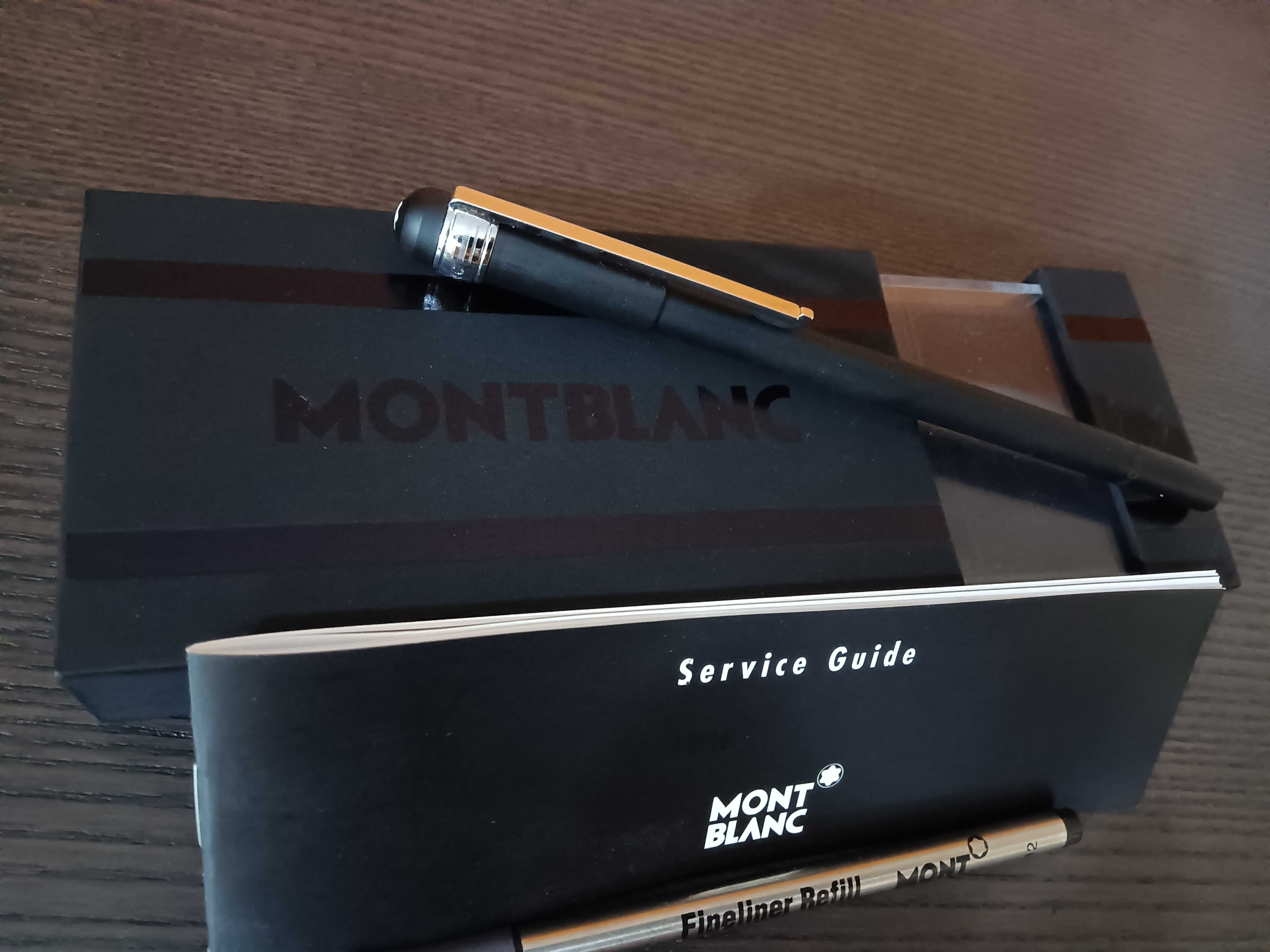 Caneta Montblanc Rollerball preta