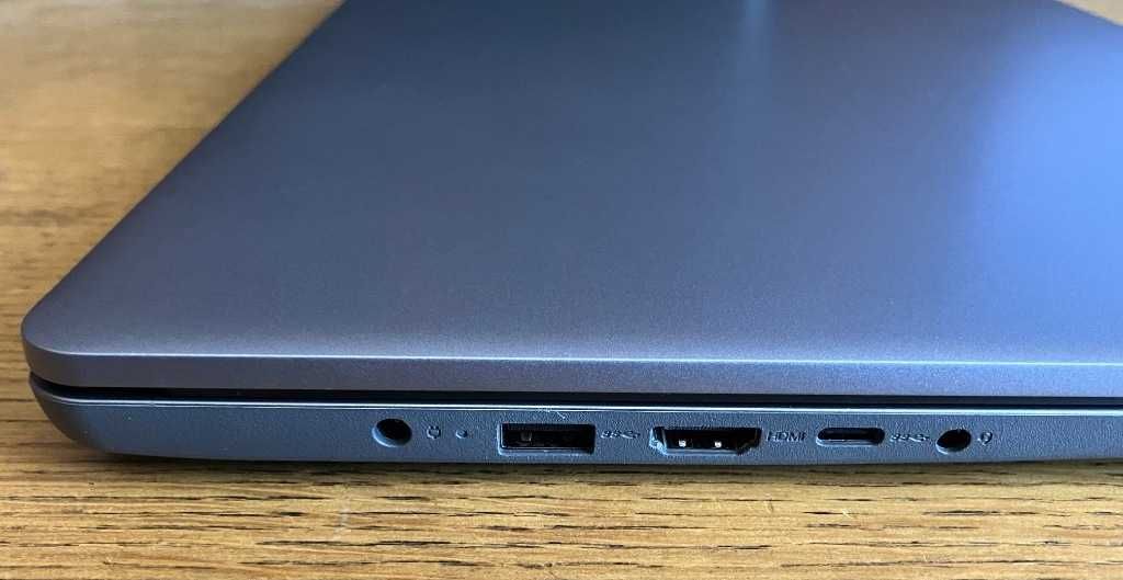 Laptop Lenovo Ideapad 3 - 17,3" i3 8GB 512GB SSD Win11 Pro + torba