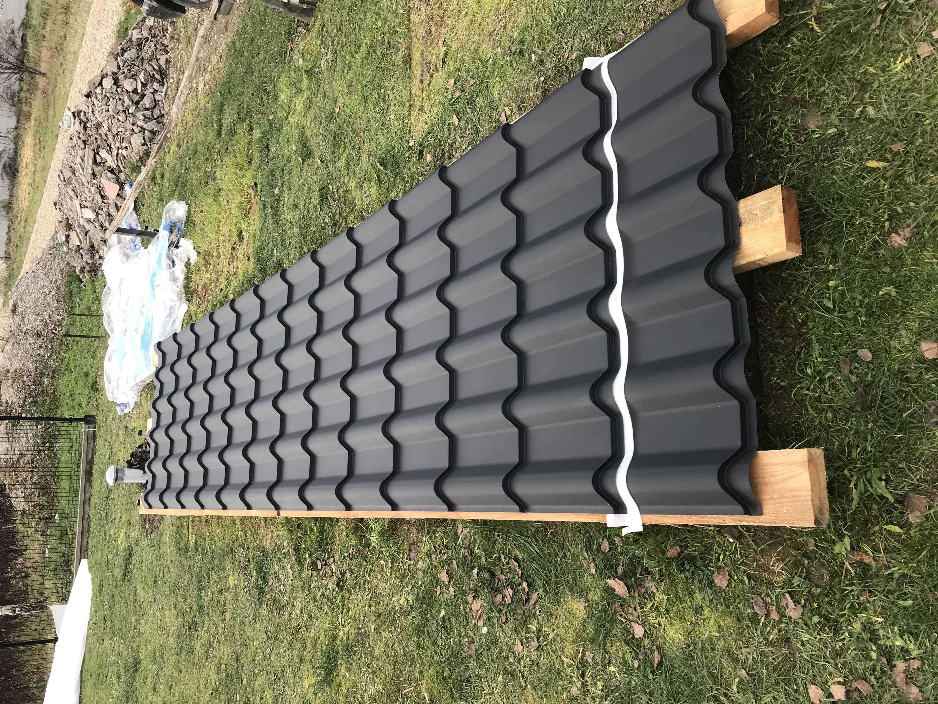 Blachodachówka Blachotrapez Diament Plus czarny mat RAL9005dach blacha