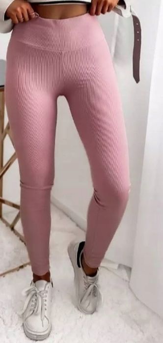 spodnie modne damskie legginsy w prążki jasny róż rozmiar z metki s/m