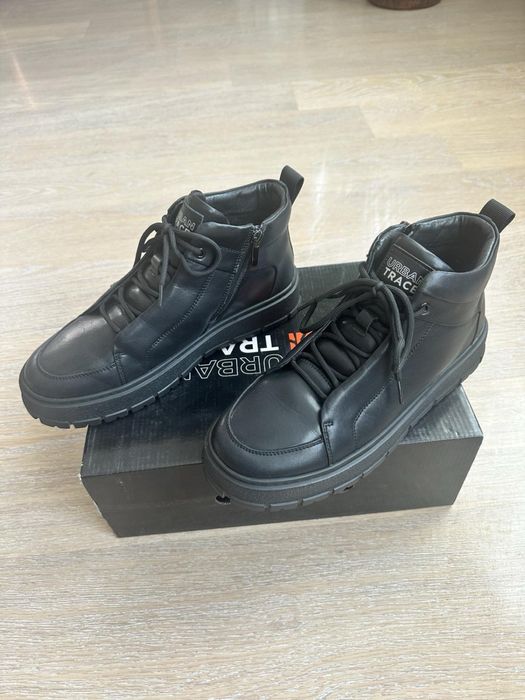 Чоловічі зимові ботинки