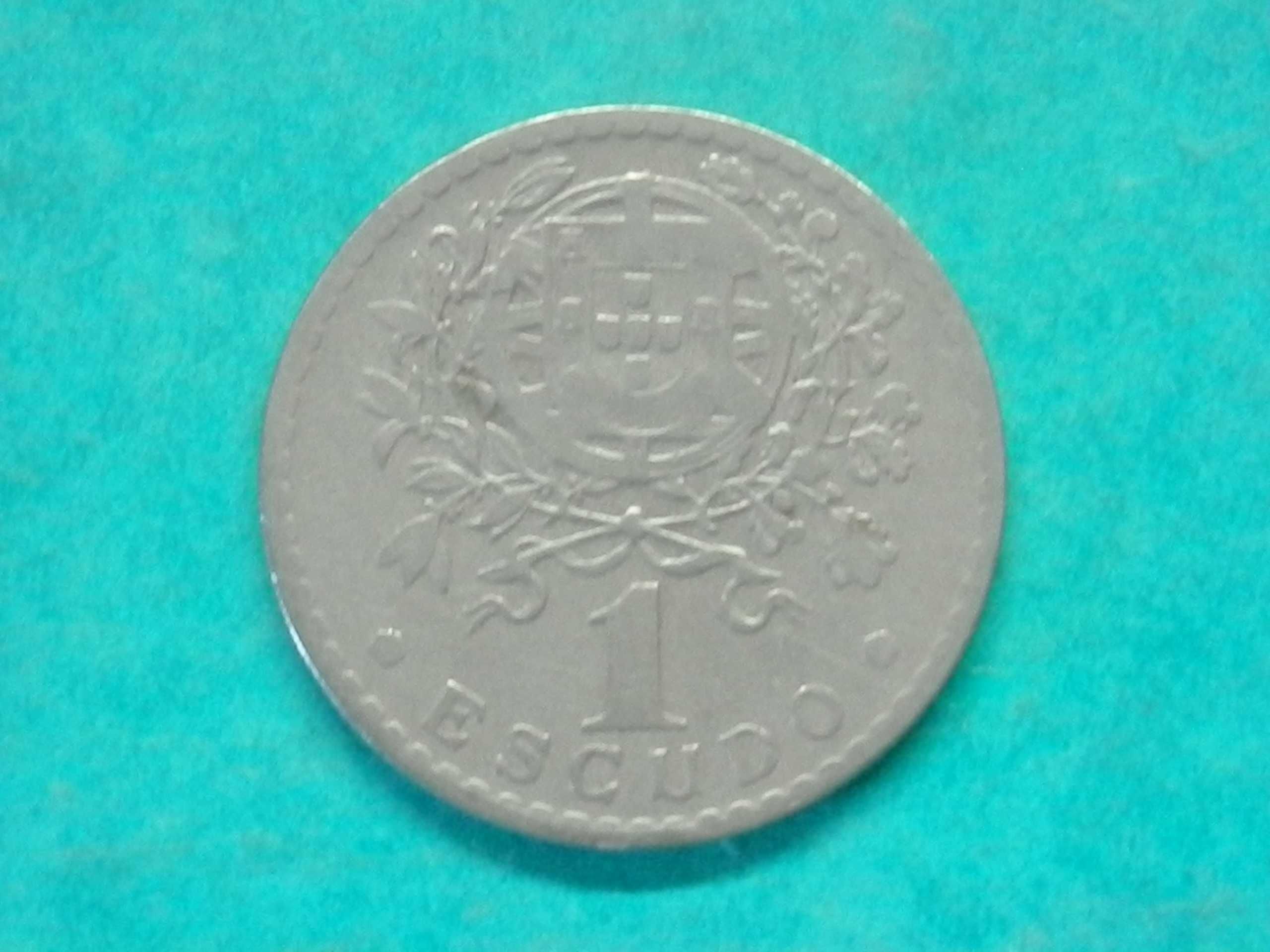 873 - República: 1 escudo 1927, 1930 e 1939 alpaca, por 13,00