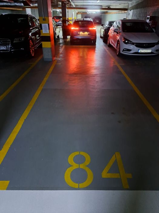 Wynajmę podwójne miejsce parkingowe ul.Kondratowicza59