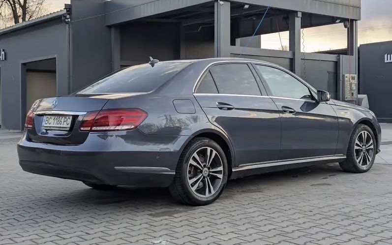 Mercedes-Benz E 300 3.0 TDI