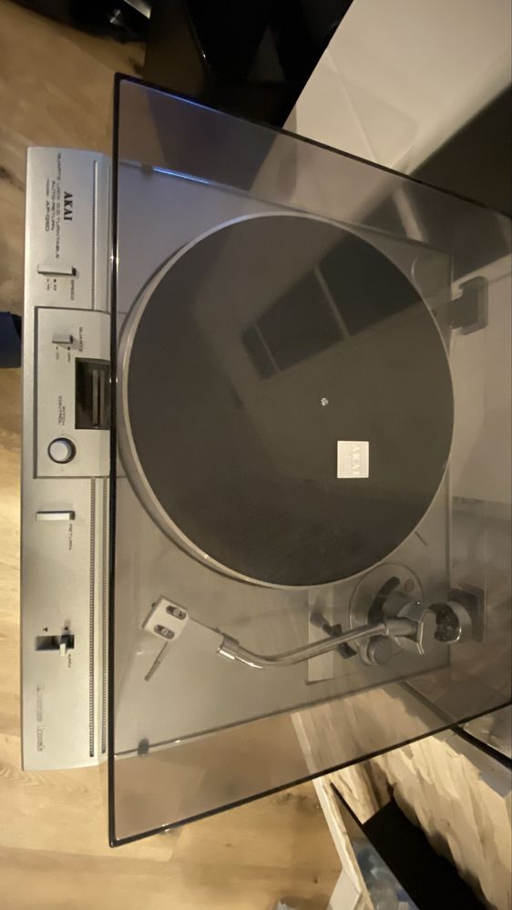 Gramofon Akai AP Q50