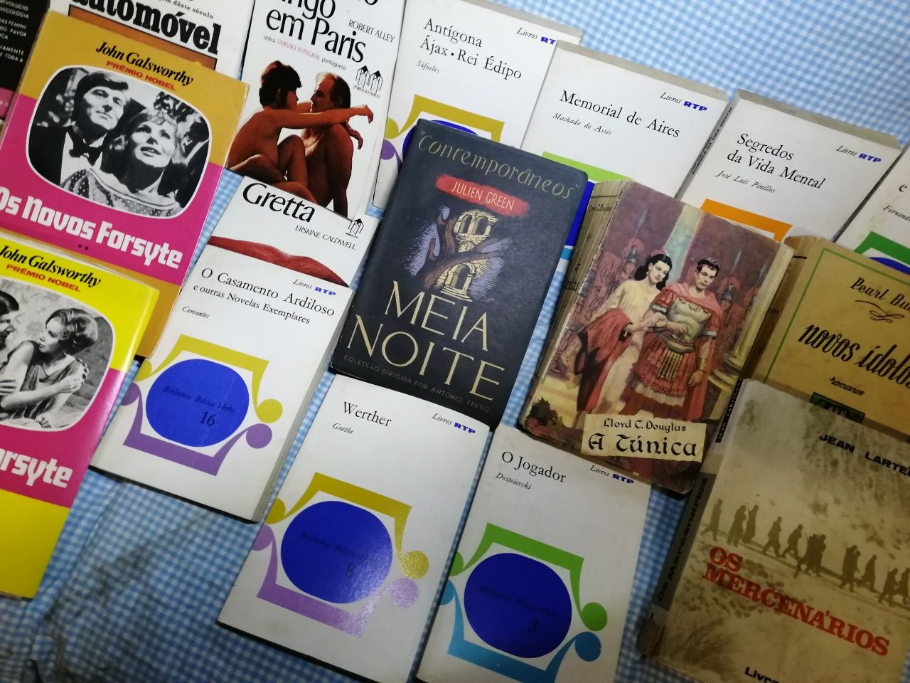 Livros - Conjunto de vários títulos