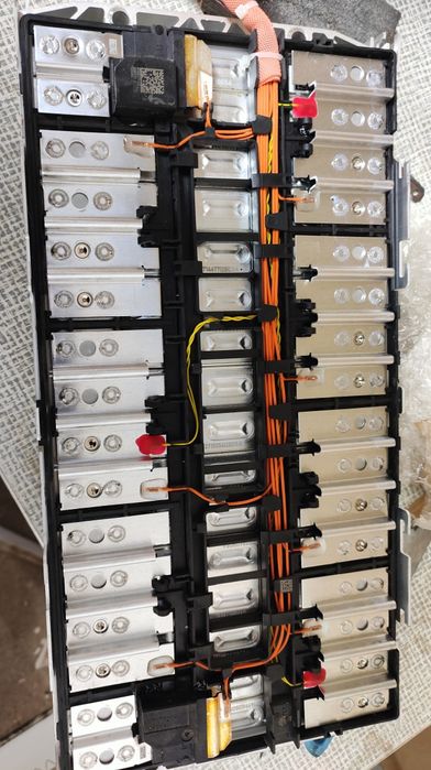 Батарея від електромобіля BMW