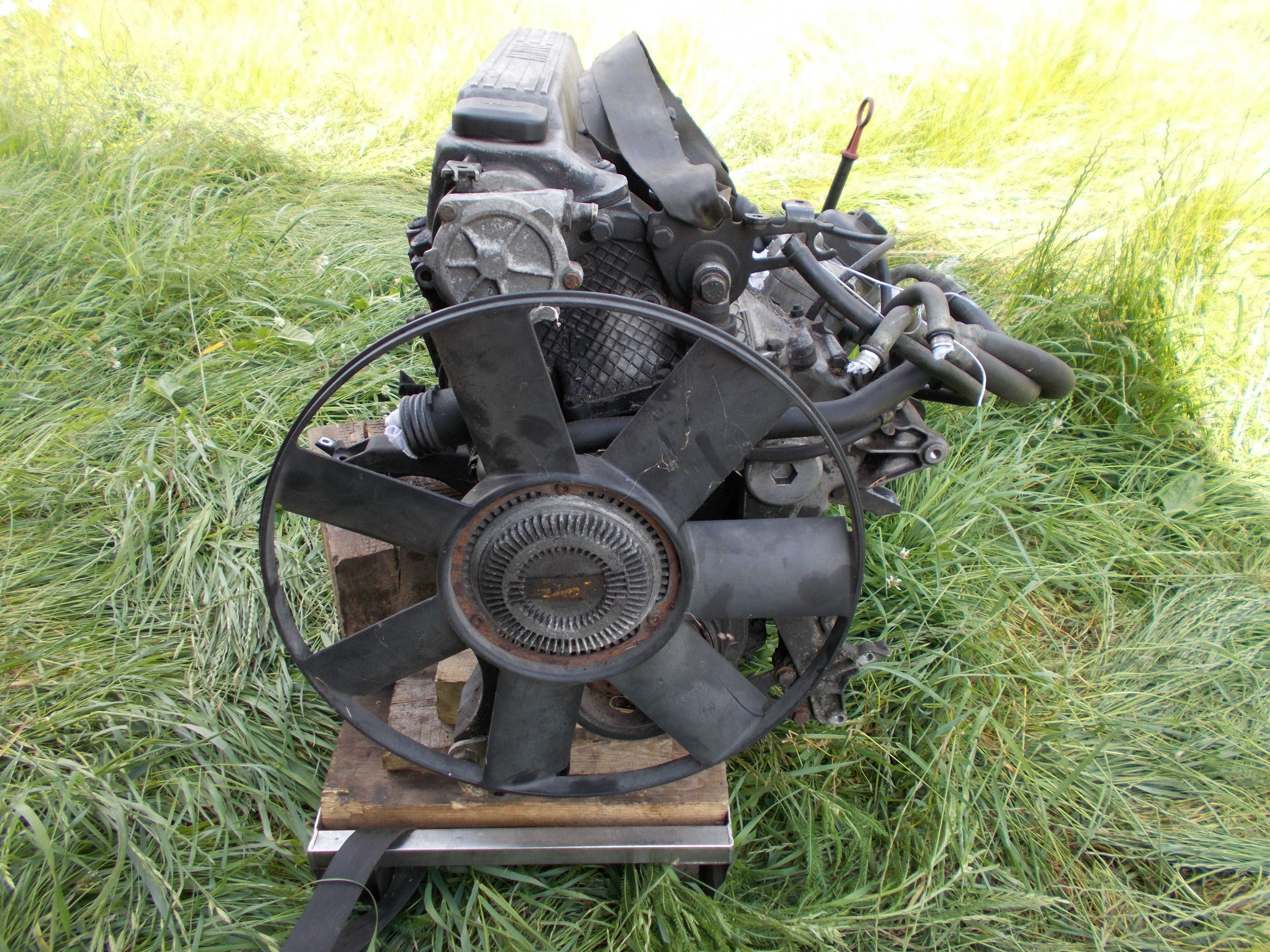 bmw E39 525tds 99r silnik 256T1 słupek M51 głowica 2.5tds wtryski
