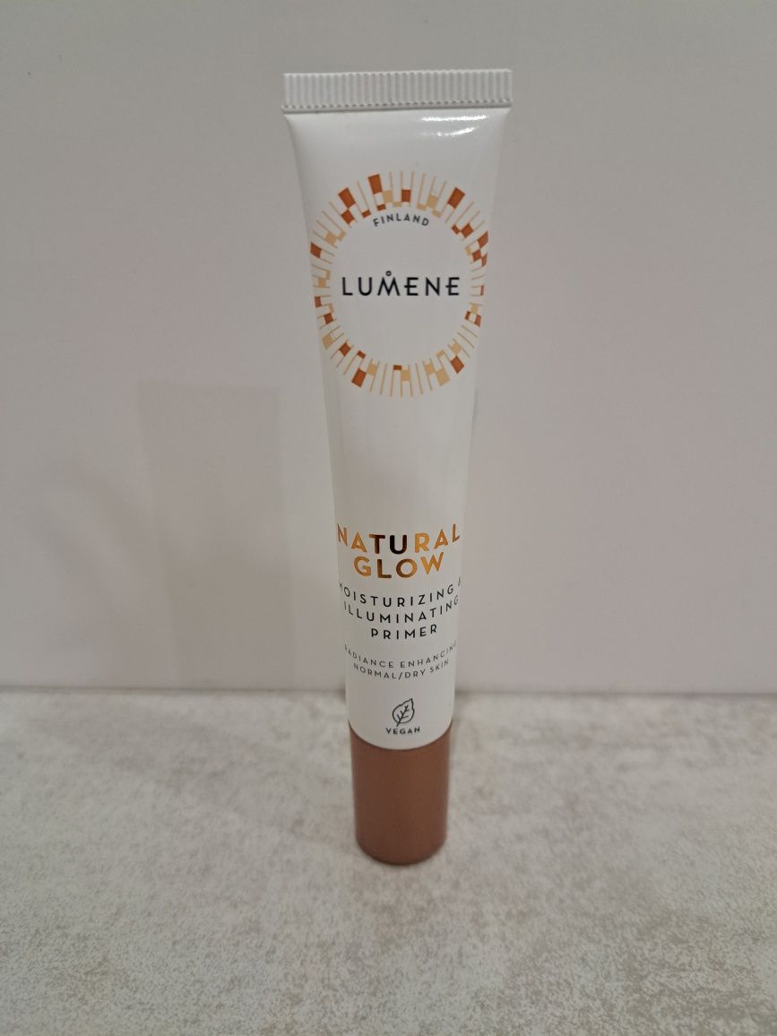 Baza pod makijaż - marka LUMENE, Natural Glow