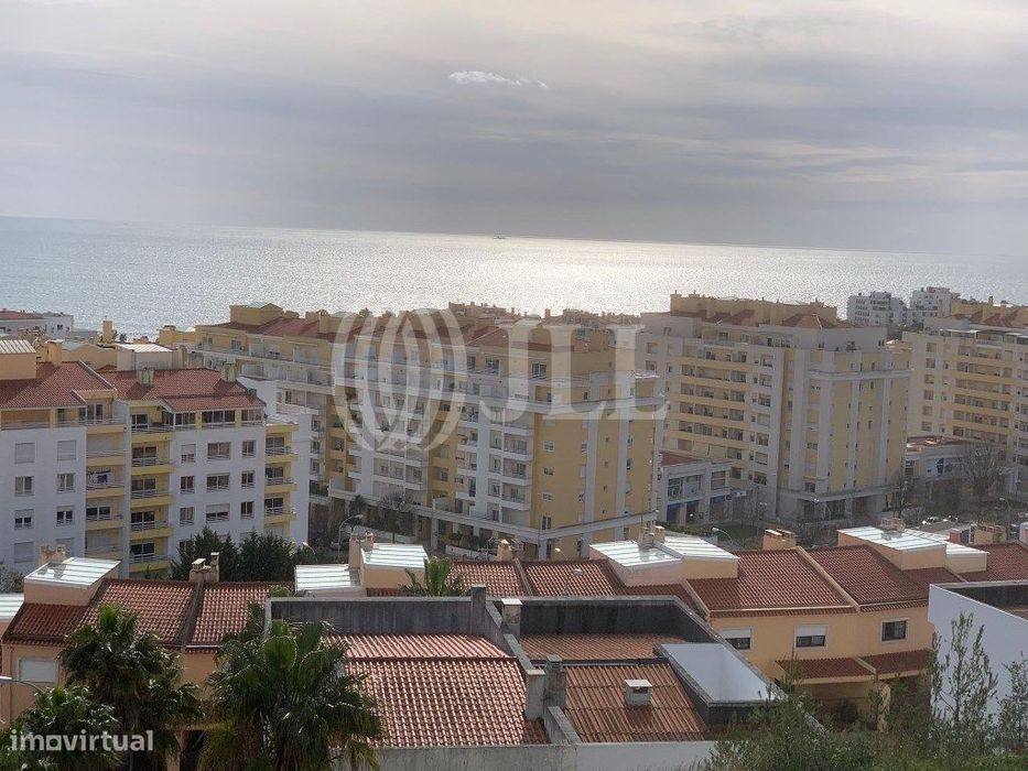 Terreno com vista mar na Parede, Cascais