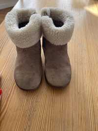 Kozaki UGG rozm 26