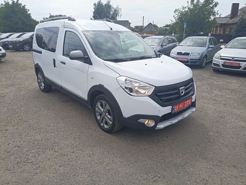 Dacia Dokker Stepvay 1.5 дизель 66 кВт 2015 р