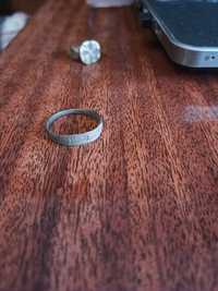 Старовинний перстень простий