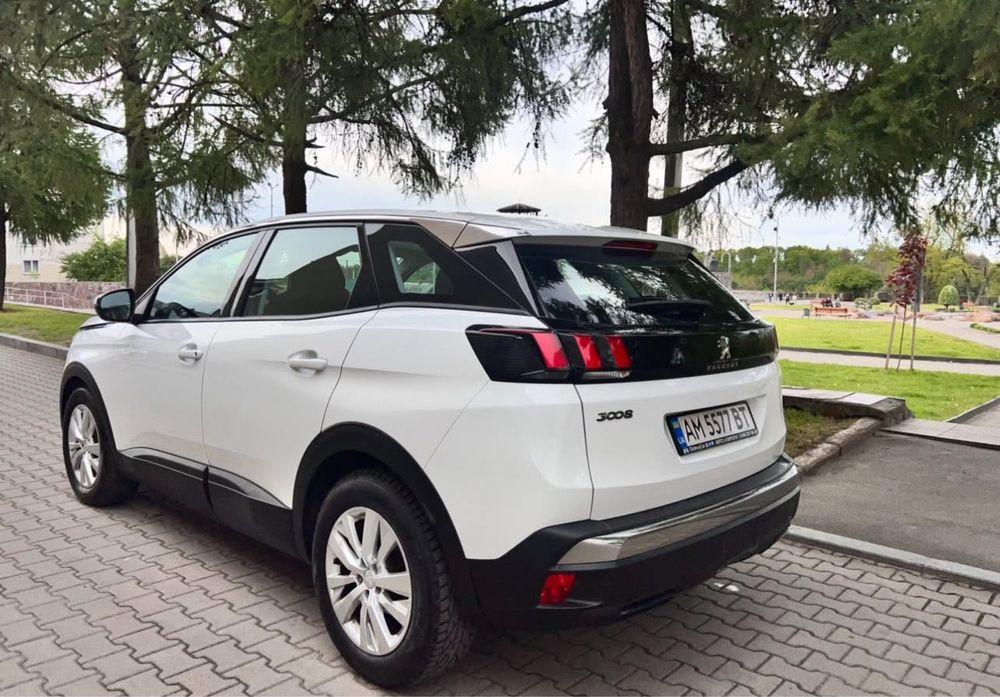 Peugeot 3008 • 2018 • 1.6 дизель • Aisin автомат •