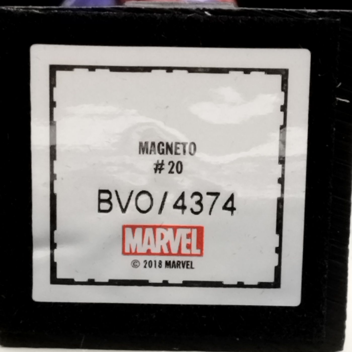 Figurka Marvel Klasyczna Magneto #20 ok 8 cm