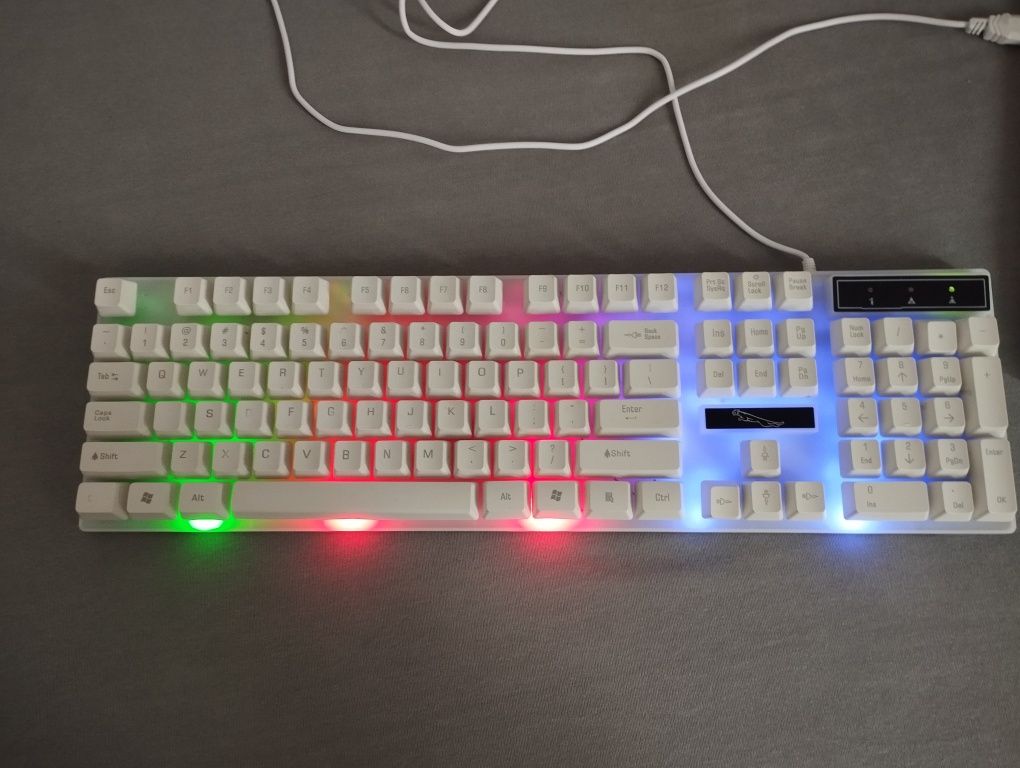 Klawiatura Gamingowa RGB Przewodowa