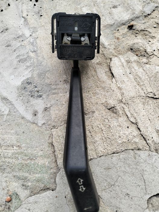 Переключатель поворотов ВАЗ