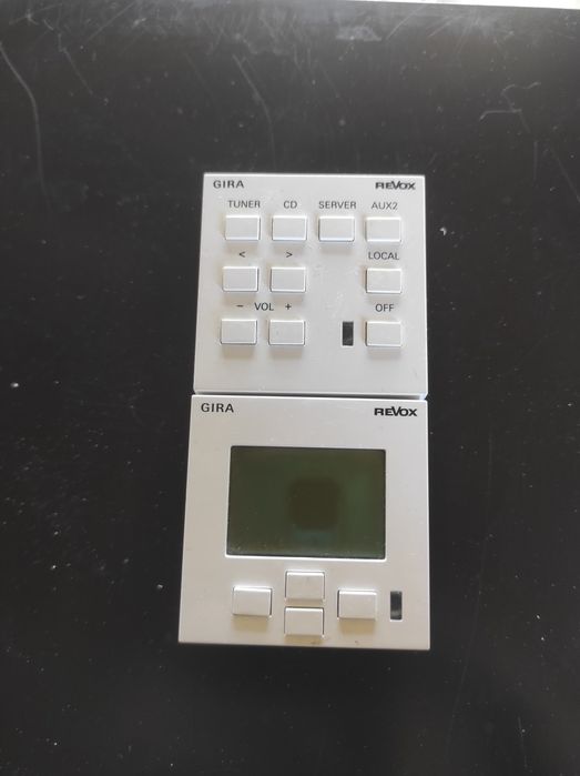 Gira Revox Multiroom M217 M218