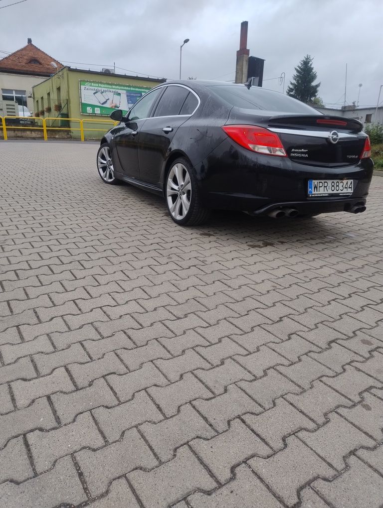 Opel Insignia A 2.0T 220KM 4x4