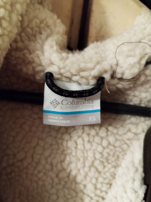 Продам курточку дуже файна легенька