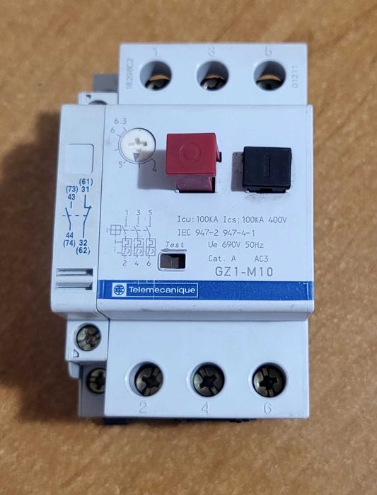 Wyłącznik silnikowy GZ1-M10 ze stykiem pomocniczym GZ1-AN11