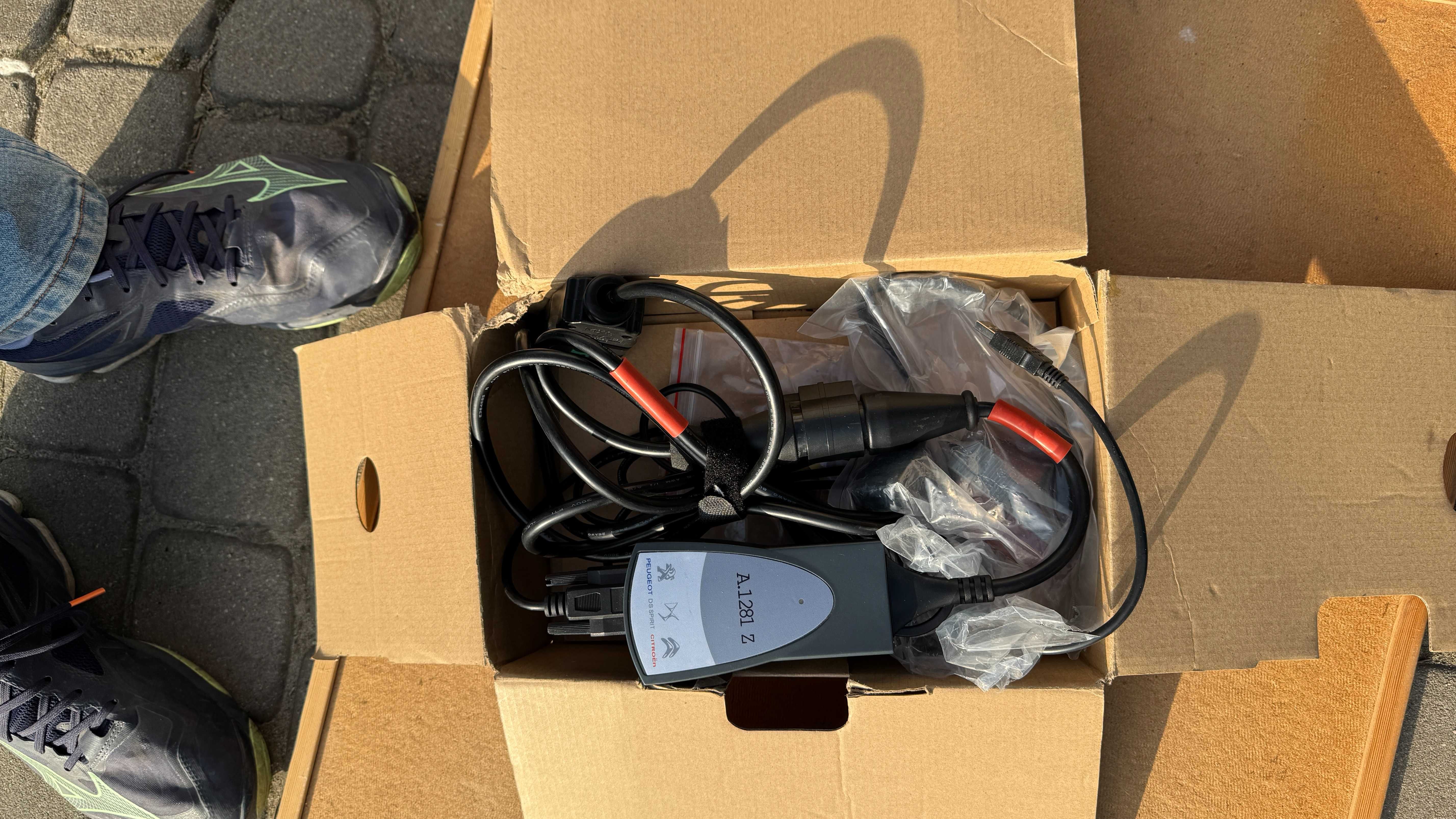 Tester interfejs diagnostyczny Lexia Diagbox