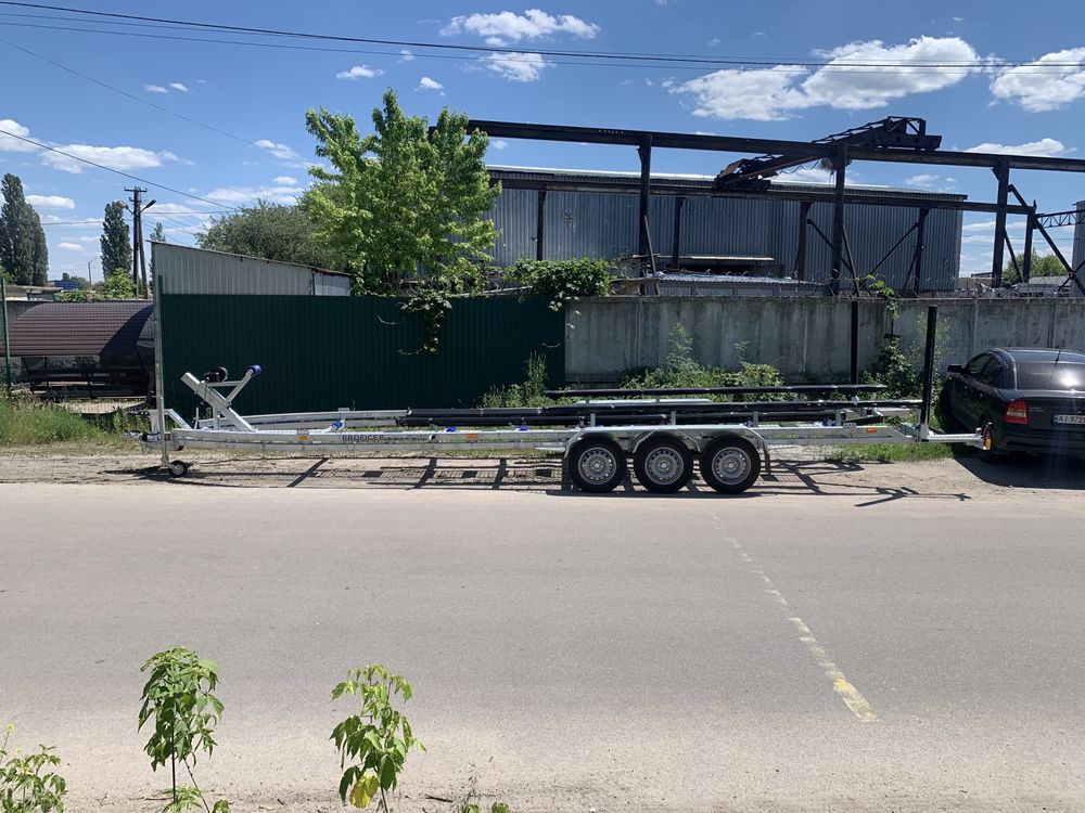 Прицеп под катер 3-5тонн Poficep