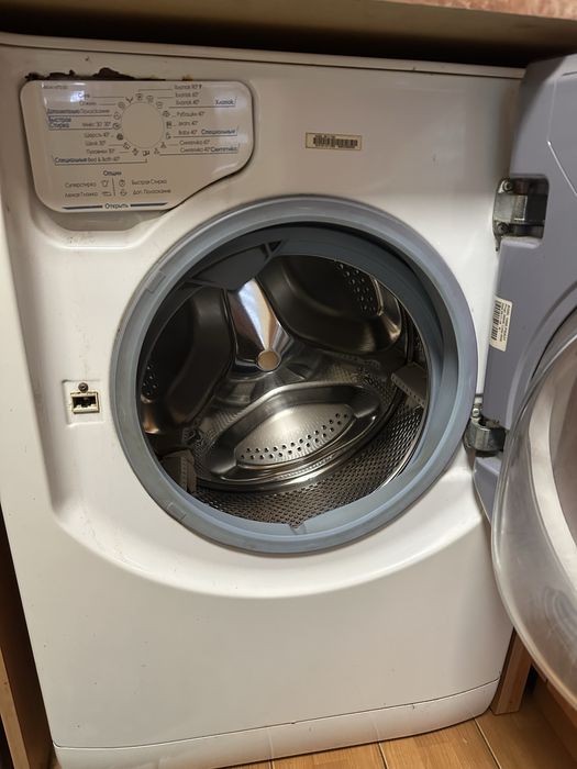 Стіральна машинка Hotpoint Ariston