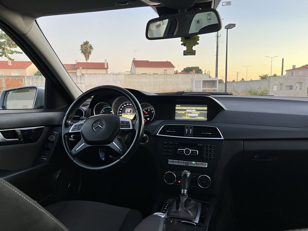Mercedes Benz C220 CDi Pack C63 AMG