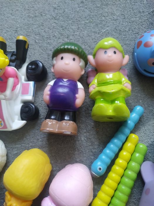 Лот детских игрушек