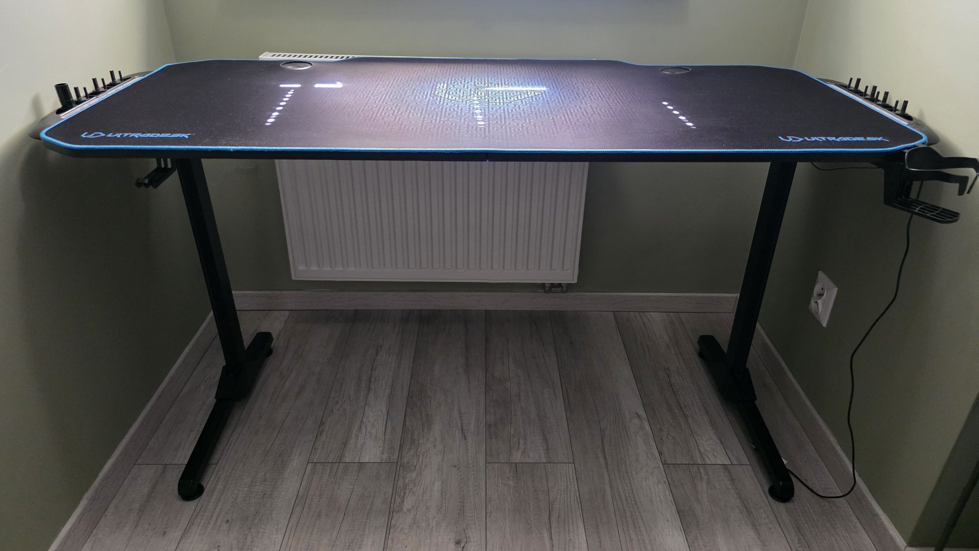 Biurko Ultradesk FRAG - Niebieski