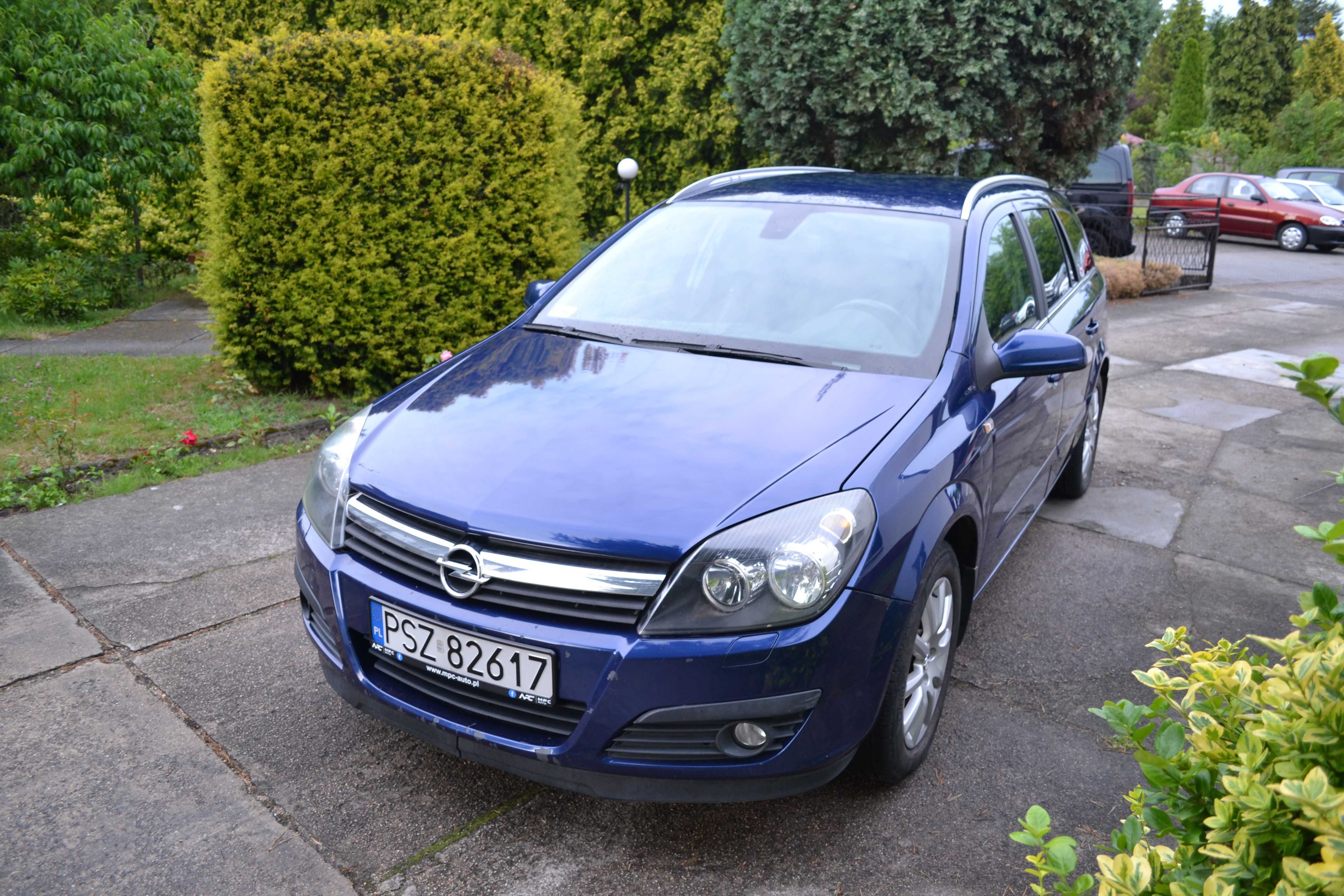 Astra H Kombi 2006r 1.6+LPG 2019 Półskóra Climatronic 2xKoła Hak