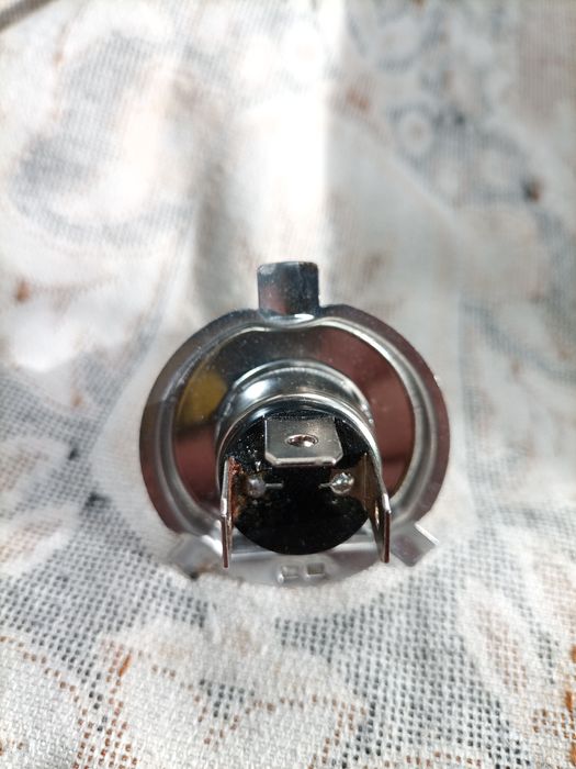 Лампа світодіодна 12v h4