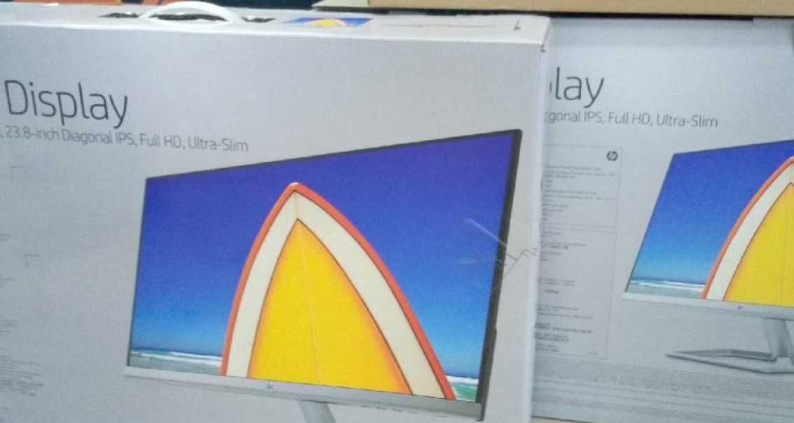 Dwa monitory HP 24f