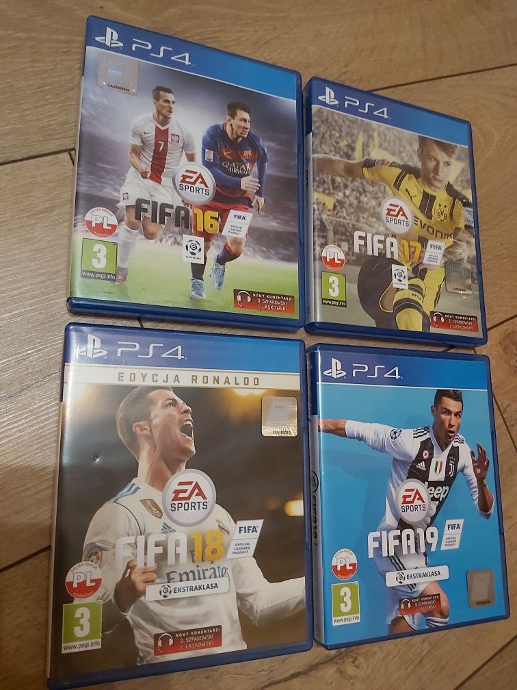 FIFA 16, 17, 18, 19  PS4