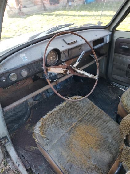 Trabant na części