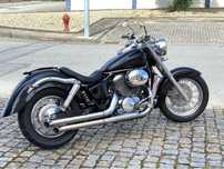 Honda Shadow 750.