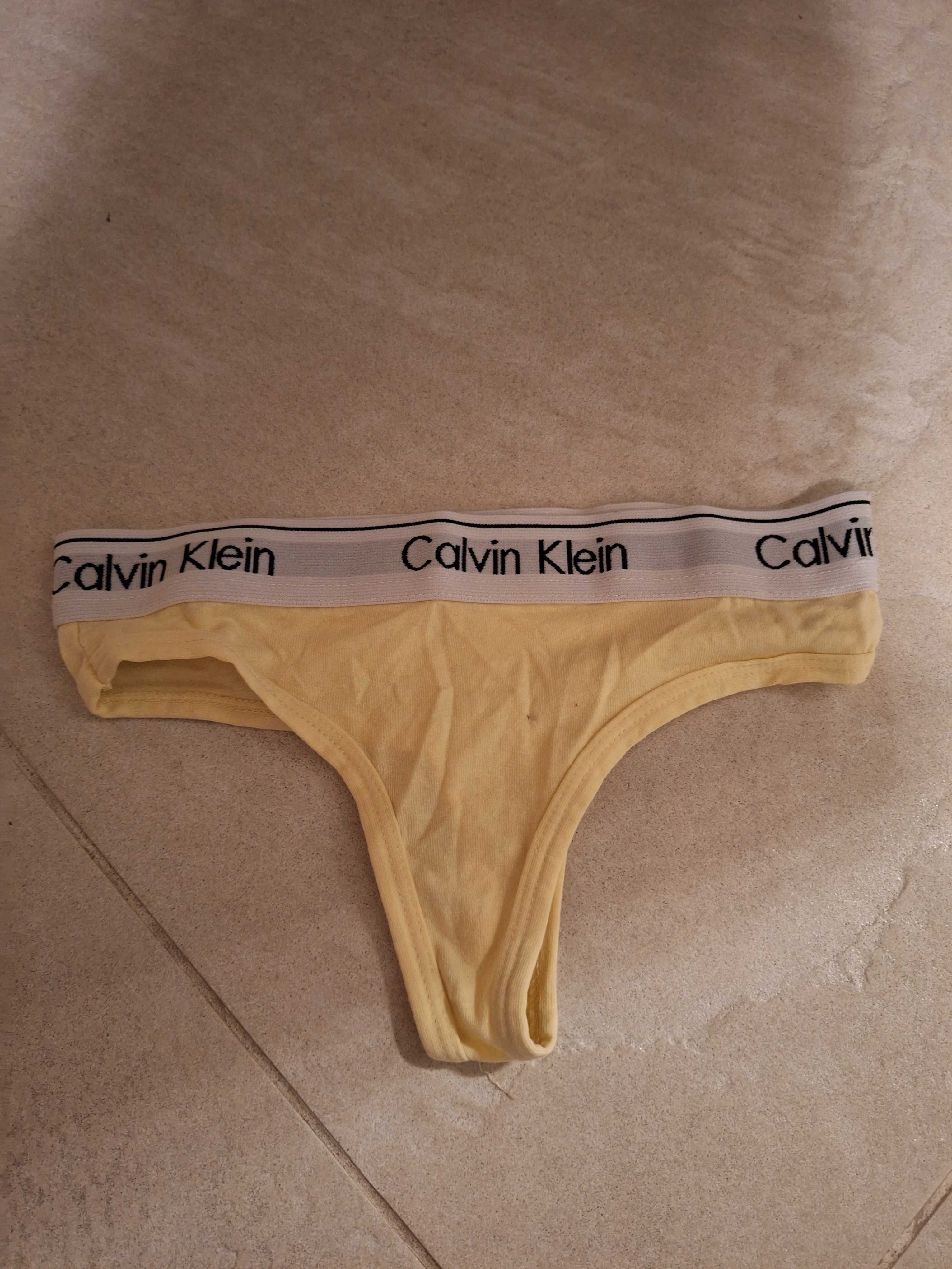 Stringi Calvin Klein. S