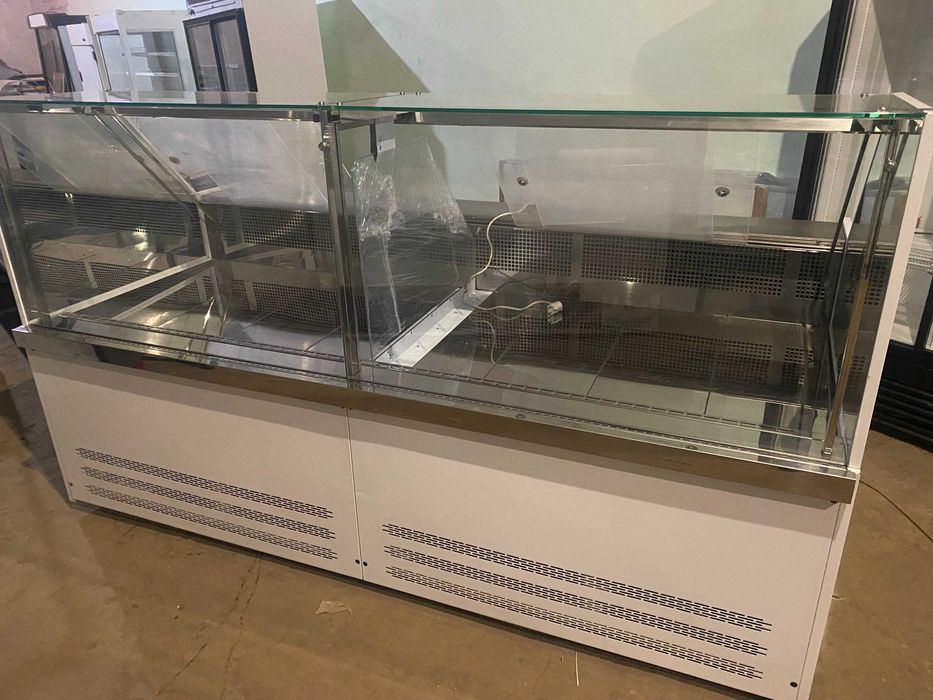 Холодильні вітрини Куб Технохолод Миссури