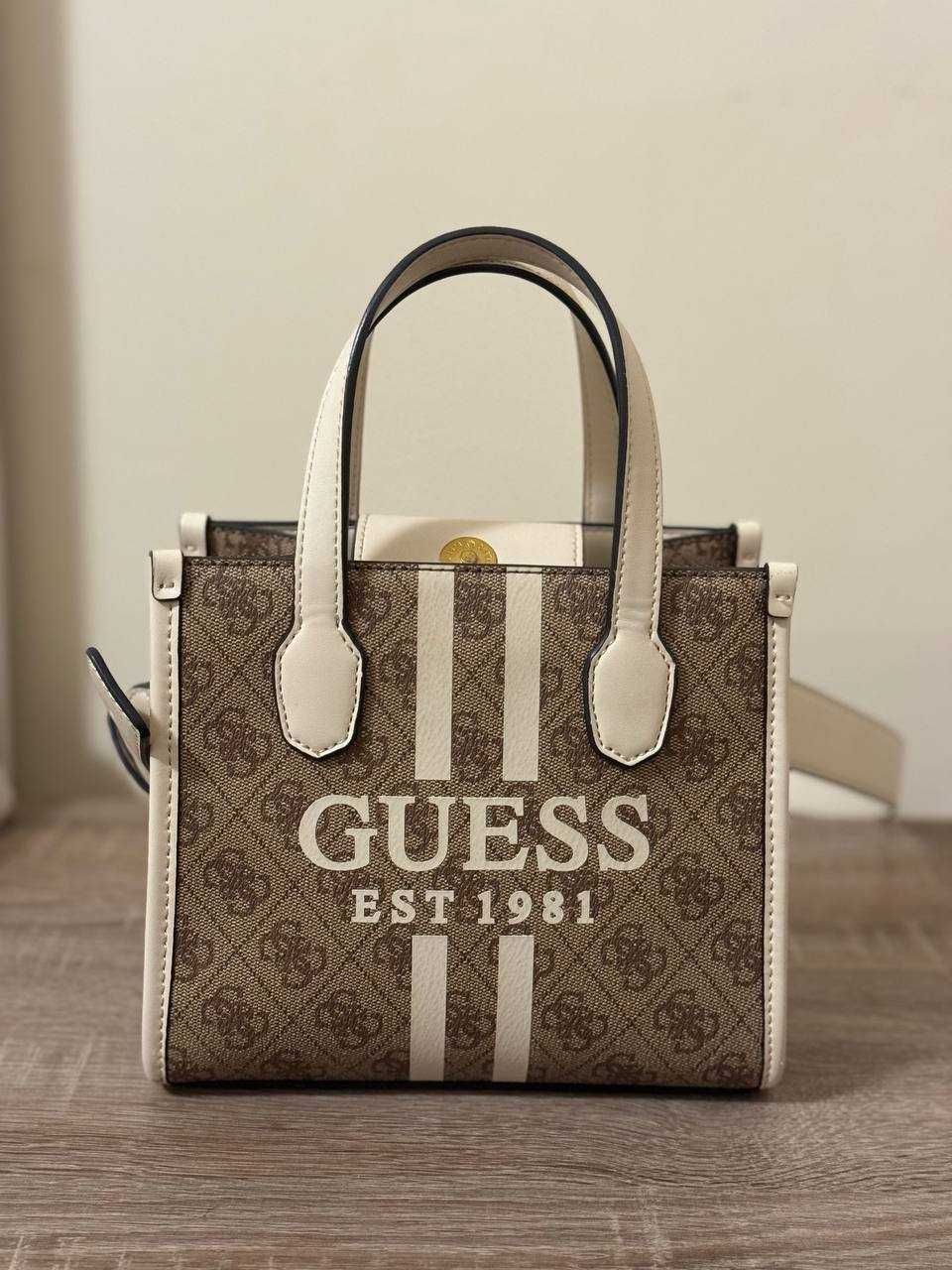 Оригінальна сумка Guess