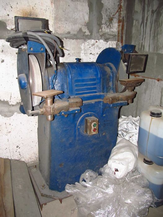 Станок обдирочно-заточной 3Б634