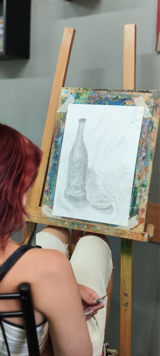 Учитель рисования, малювання