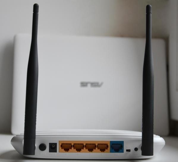 Роутер Wi-Fi  Tp-Link TL-WR841N 300Mbit (Читать описание!)
