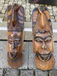 Estátuas africanas de madeira