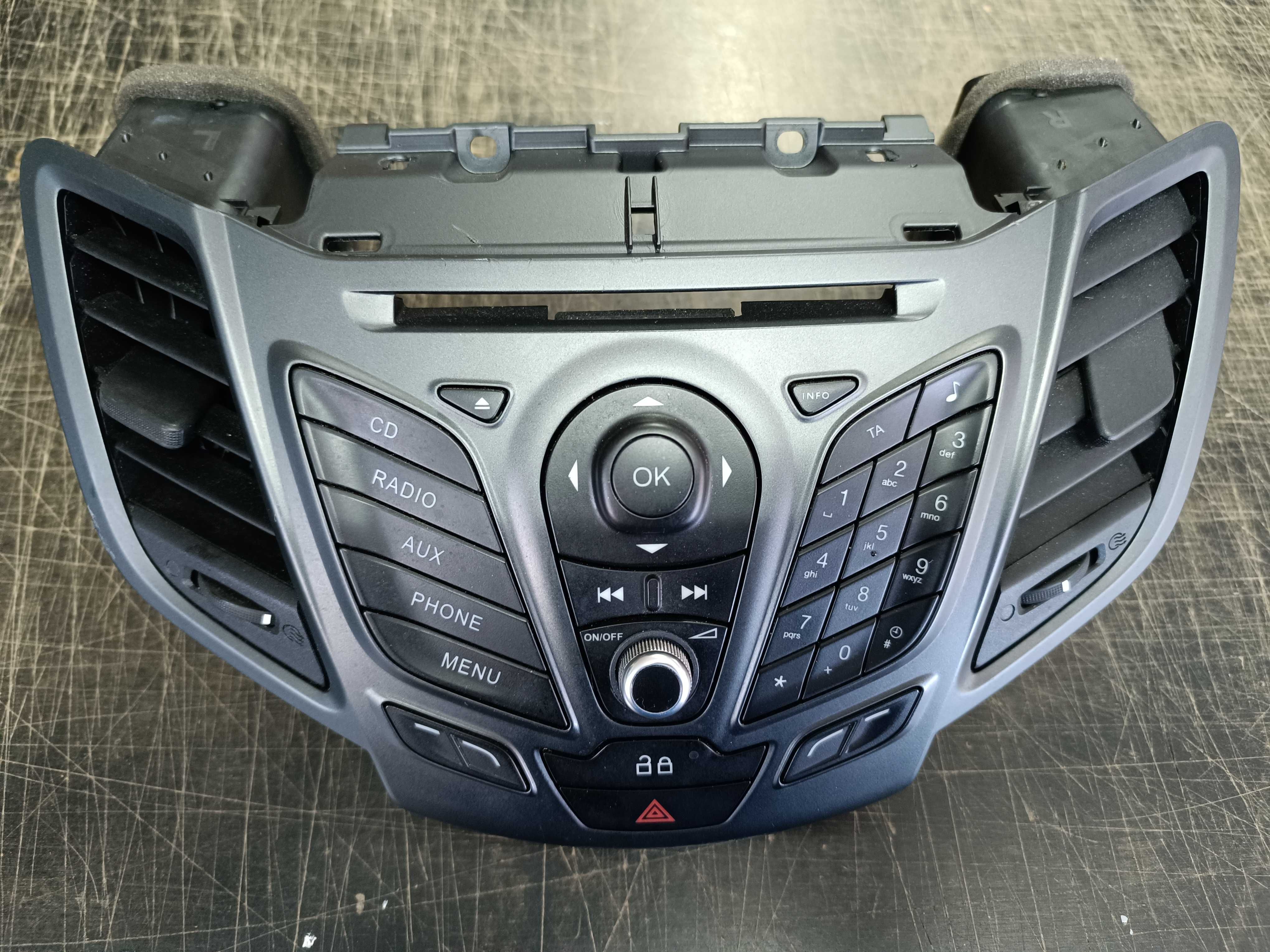 Radio CD original recondicionado Ford Giesta VI de 2014