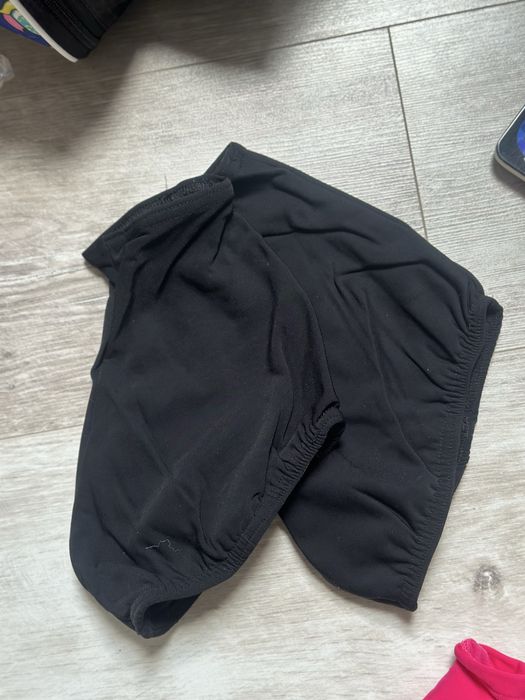 Одяг для ковзанів (коньки)