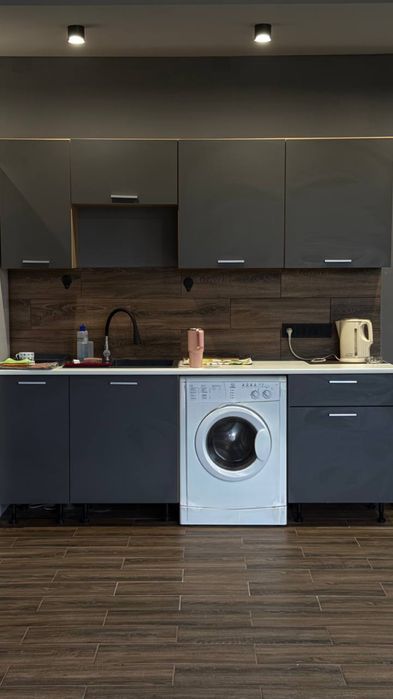 Оренда будиночка із басейном в приватному будинку.