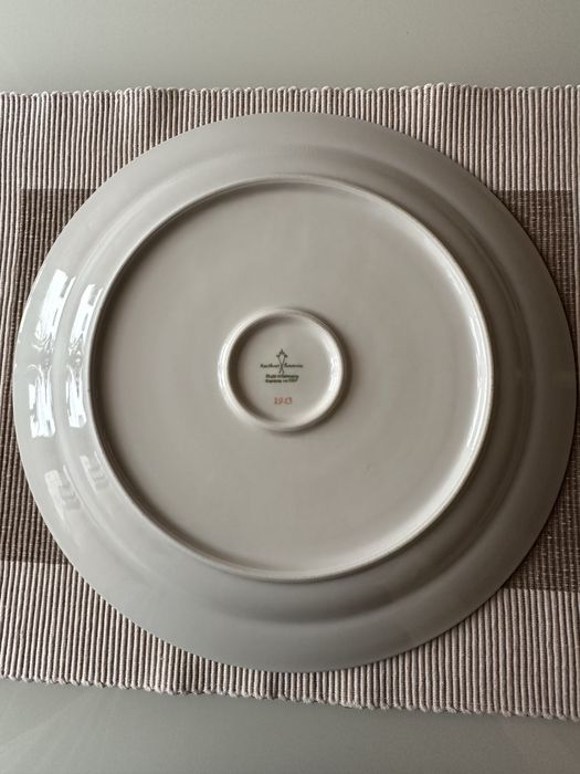 Фарфор из ГДР. Комплект столовой посуды