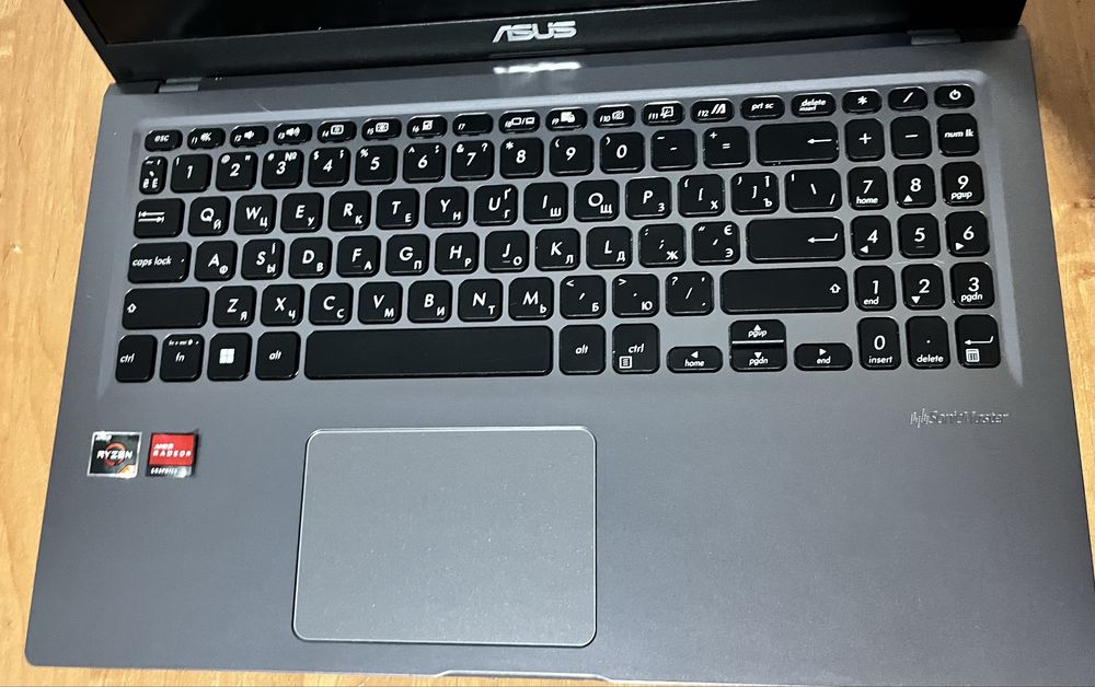 Ноутбук Asus